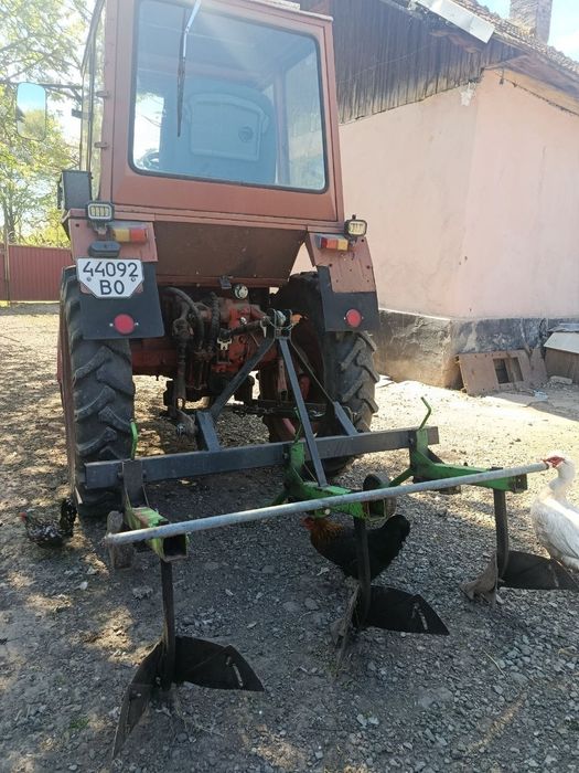 Трактор      Т25