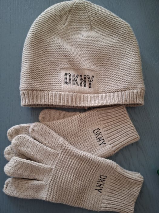 Набір жіночий DKNY.  Шапка.