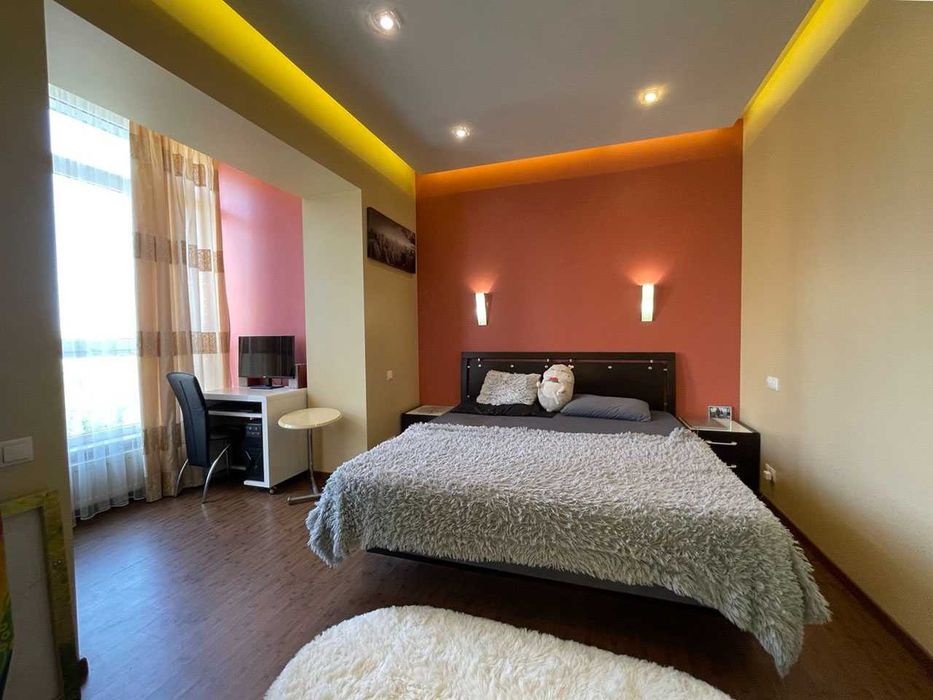 Продажа 2х комнатной квартиры. 1-я Слободская. Автономное отопление!