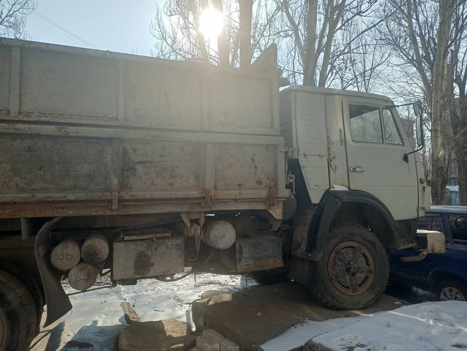 Продам КамАЗ самосвал