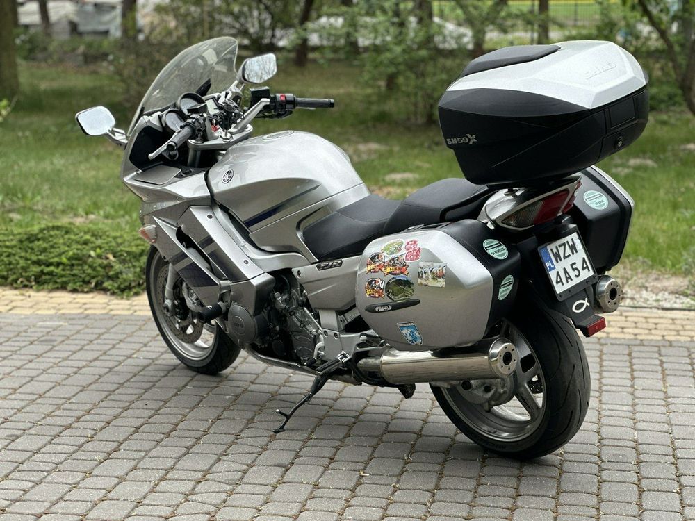 alt