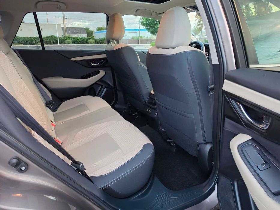 Subaru Outback      2021
