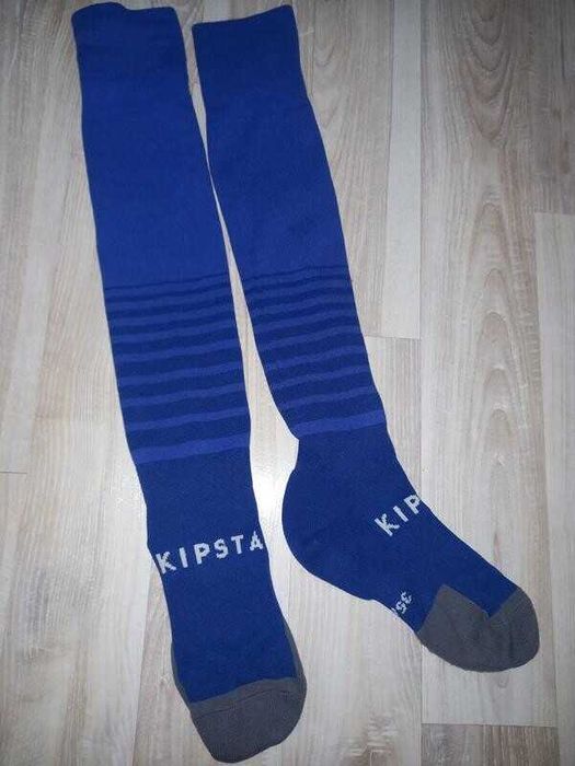 Футбольные гетры kipsta