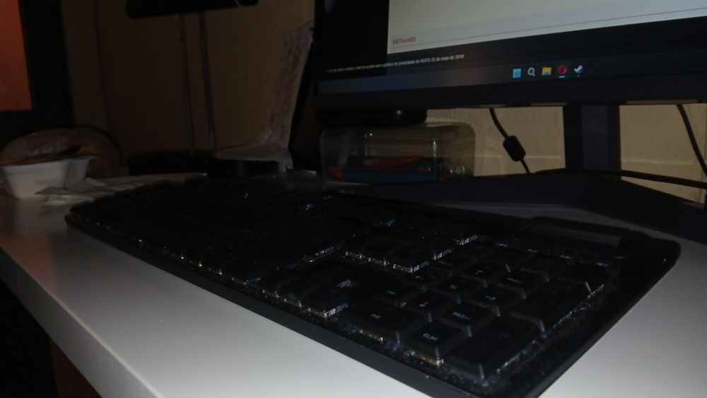 Logitech G915 wireless lightspeed