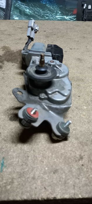 Моторчик стеклоочистилея задний Lexus RX350 2010-2015 год.