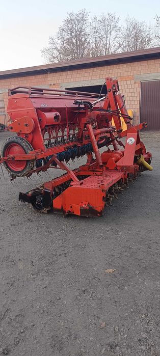 agregat uprawowo siewny brona aktywna RAU i siewnik 3m zestaw wirowa