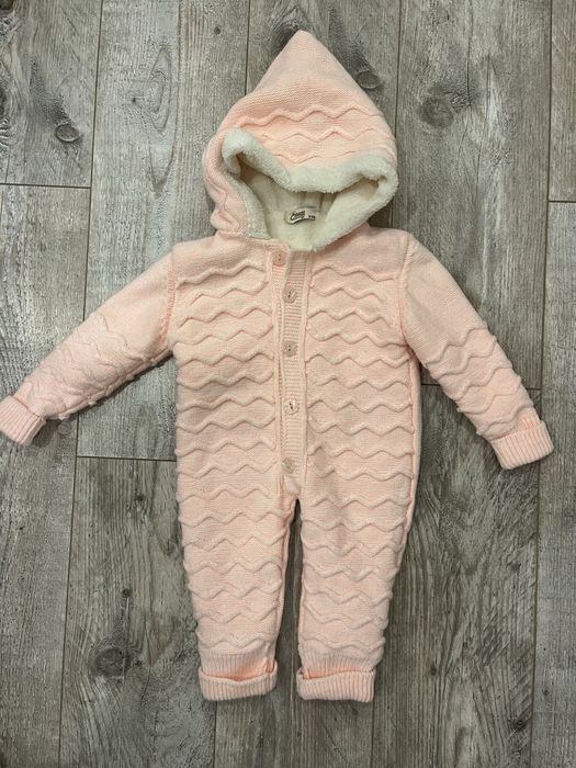 Зимовий комбінезон на дівчинку 9-12 місяців