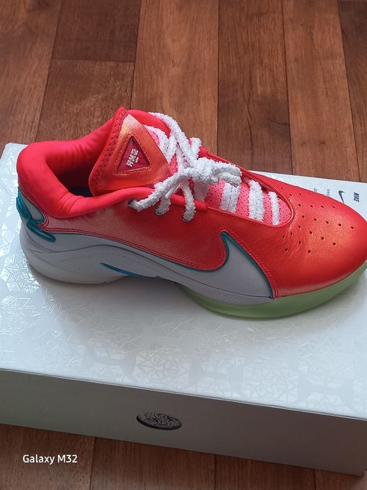 NIKE LeBron 22 р.43