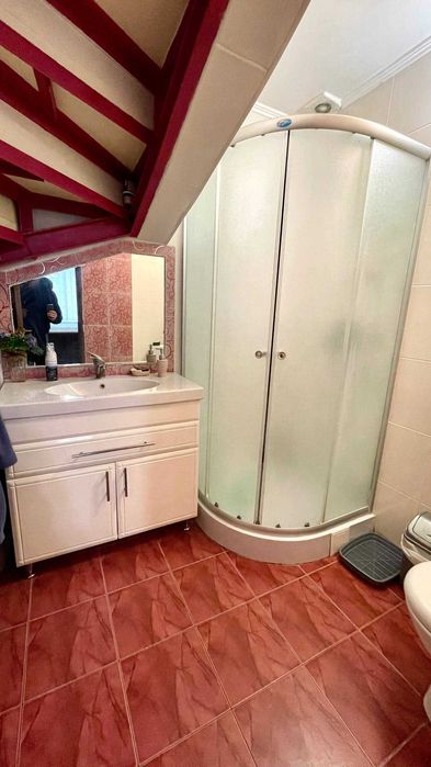 Продаж. Простора частина будинку з ремонтом. 108 квадратів. Замостянський р-н. - Вид 6