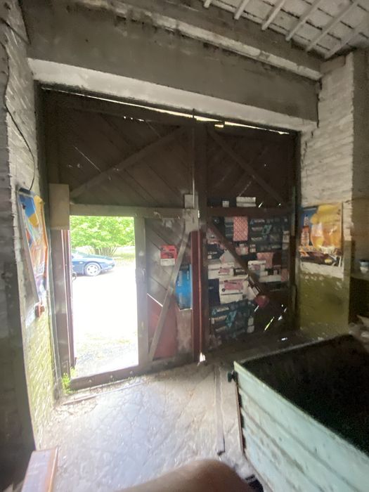 Здам в оренду приміщення під автосервіс або під склад