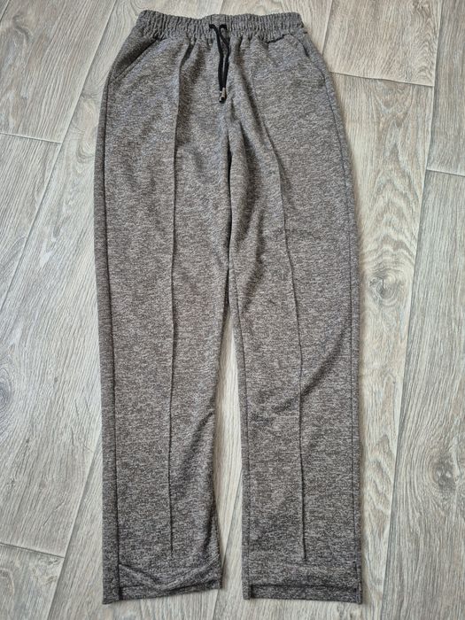 Жіночі штани зі щільної тканини