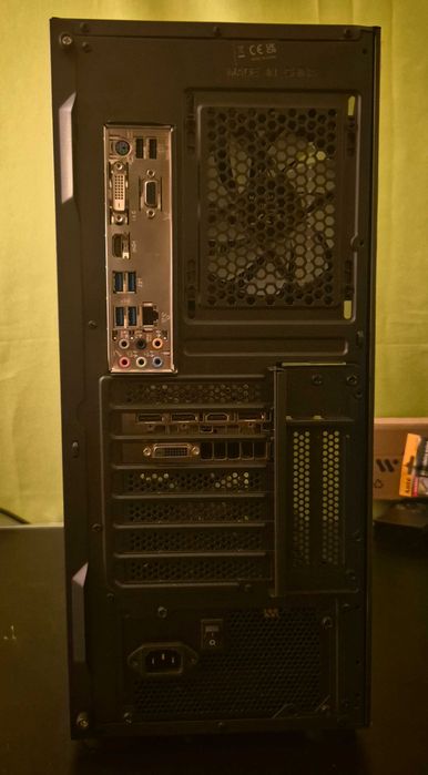 PC Gamer i7 4770k 4.2Ghz | 16Gb DDR3 | EVGA GTX 1070 8GB | SSD + HDD | ARGB