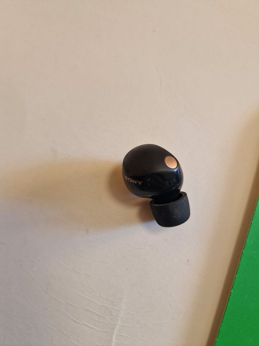Lewa słuchawka oryginalna sony 1000xm5 stan jak nowy