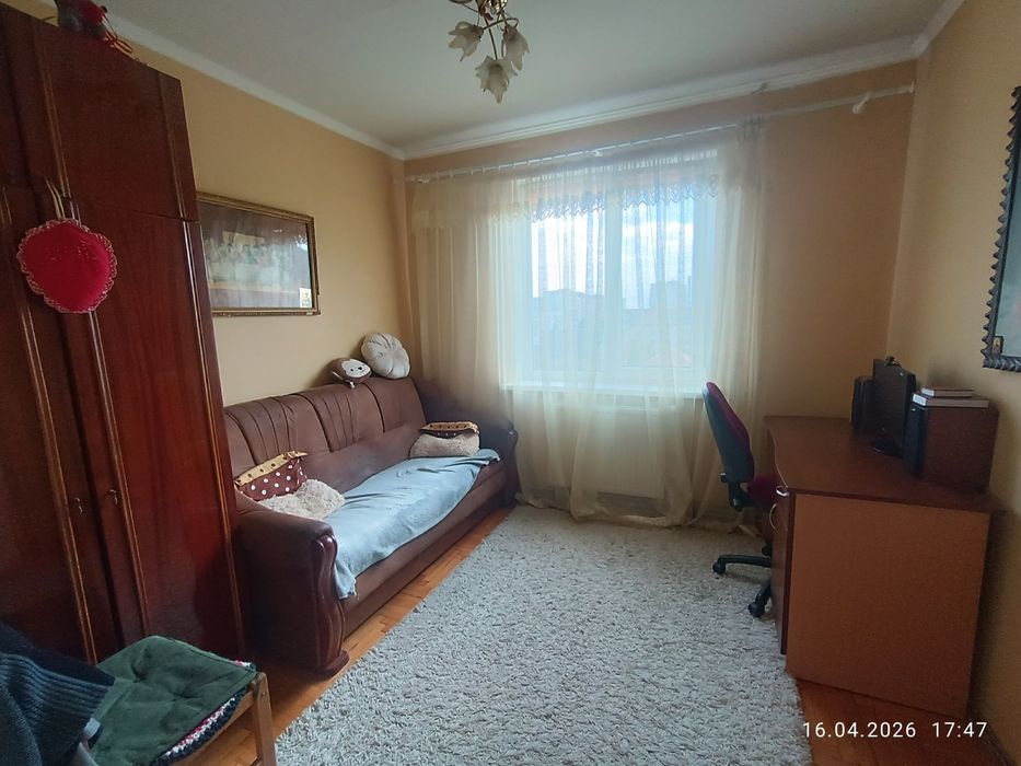 Продаж 3 кімн Квартири РОСВИГОВО 6/9