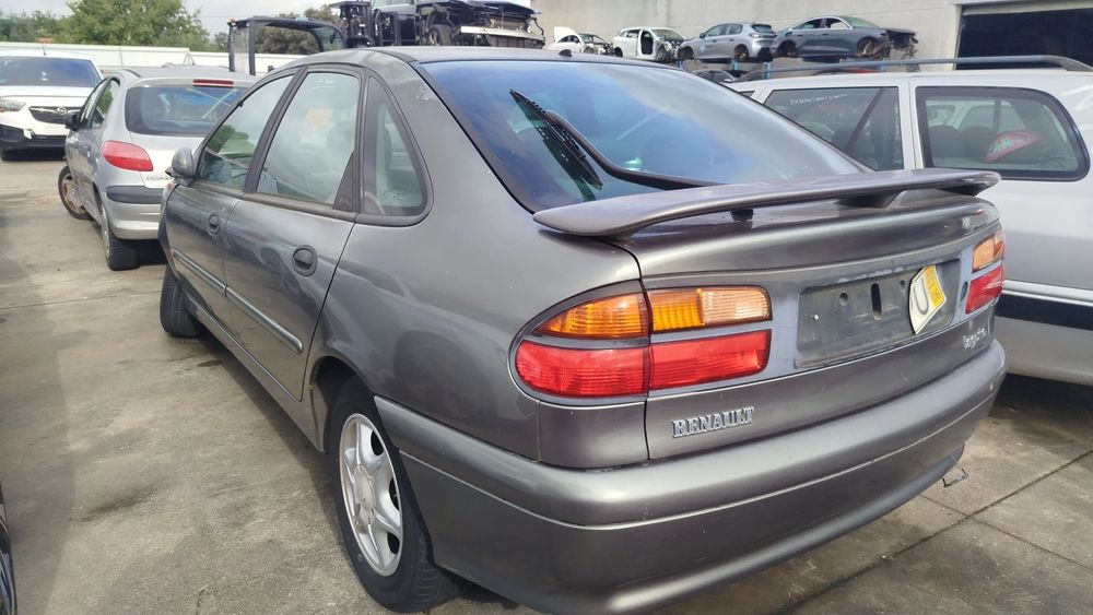 Para peças RENAULT Laguna I (B56_, 556_)