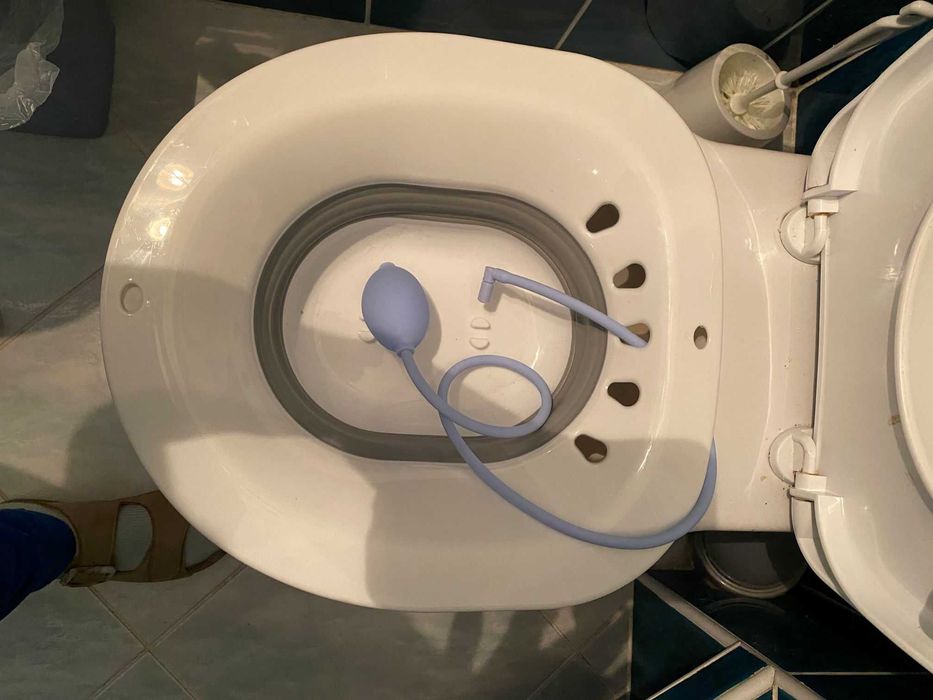 Zestaw do higieny bidet sanitarny z pompką - składany