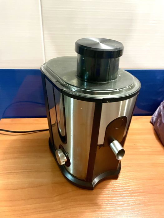 Соковыжималка Perfezza FZ-955