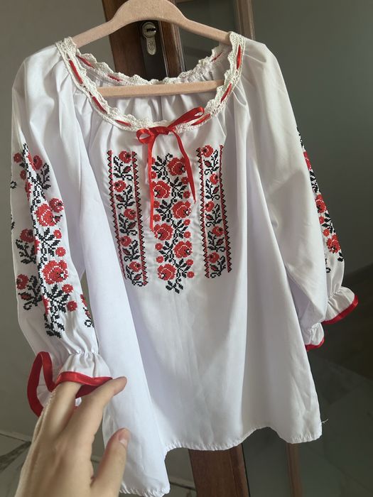 Вишиванка для дівчинки, 122-128