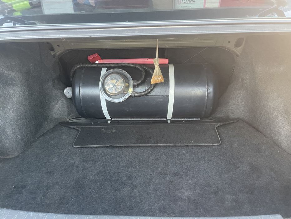 В продаже тойота корола