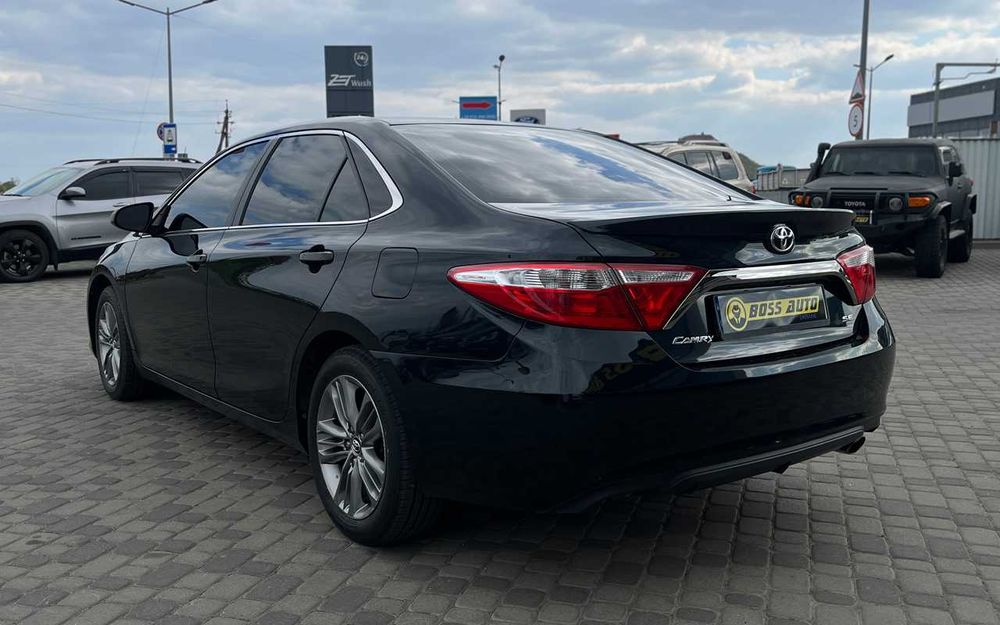 Toyota Camry 2015