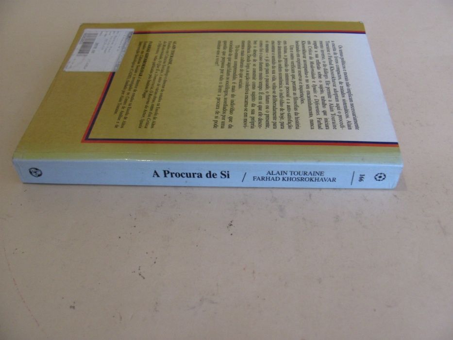 A Procura de Si de Fernando N. Dias e Alain Touraine