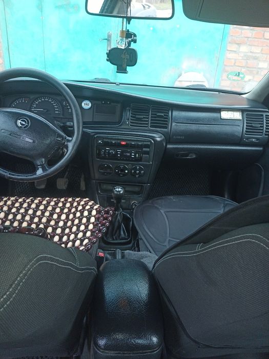 Продам Опель вектра б