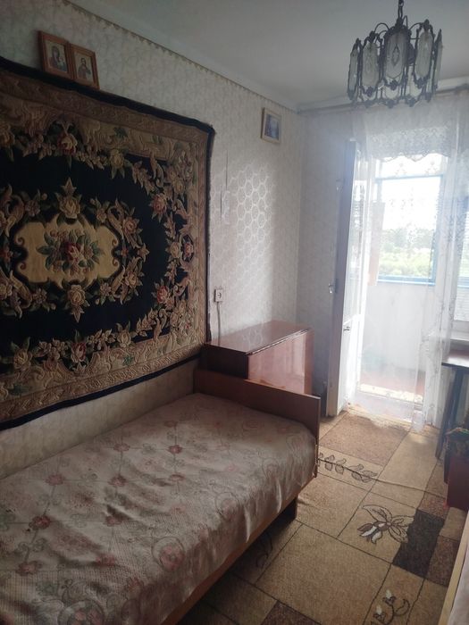 Здам окрему кімнату студенту