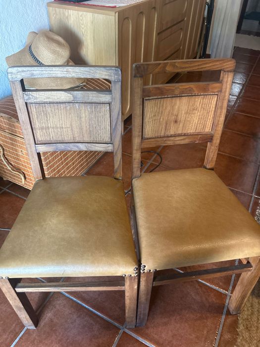 2 Cadeiras antigas