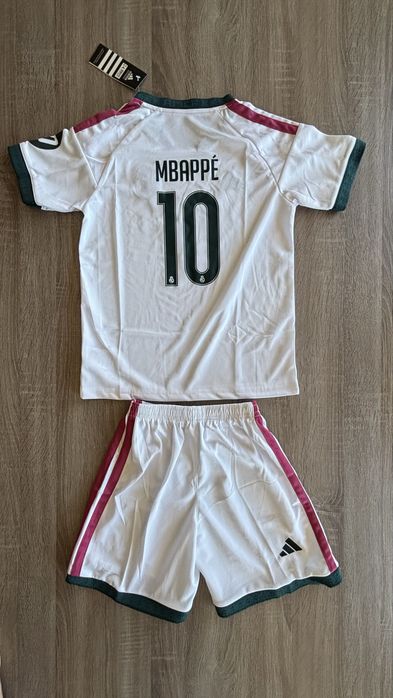 Equipamento de Criança - Real Madrid (Mbappe 10)
