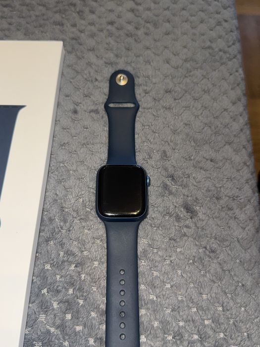 Apple Watch seria 7 45mm