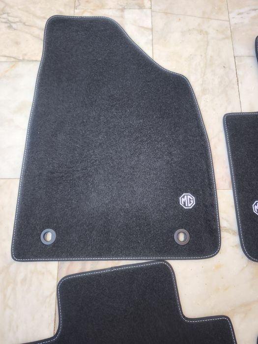 Tapetes para carro MG EHS 1.5 GDI de 2022