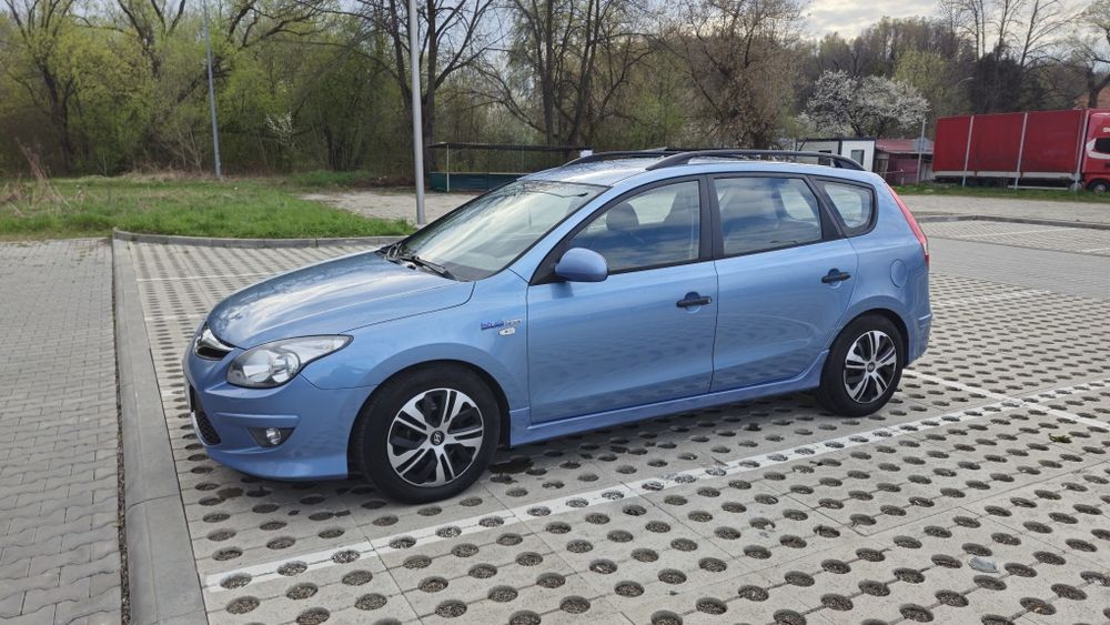 Hyundai i30cw 2010 1.6 CRDi KOMBI