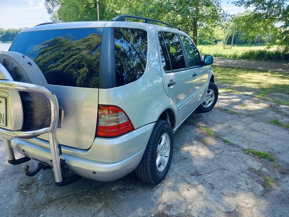 Mercedes ML W163