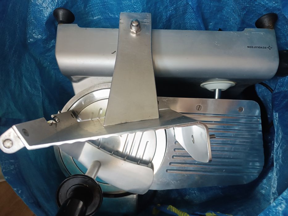 Krajalnica revolution 220 Hendi do naprawy