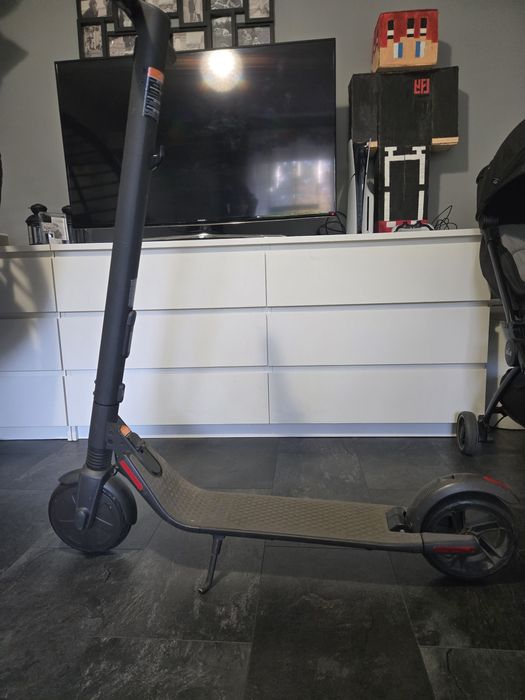 Hulajnoga elektryczna Ninebot Segway