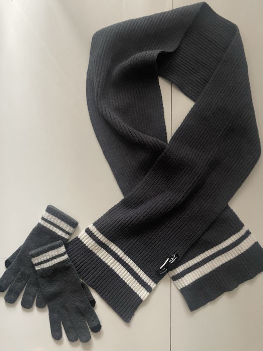 Szalik plus rekawiczki Zara