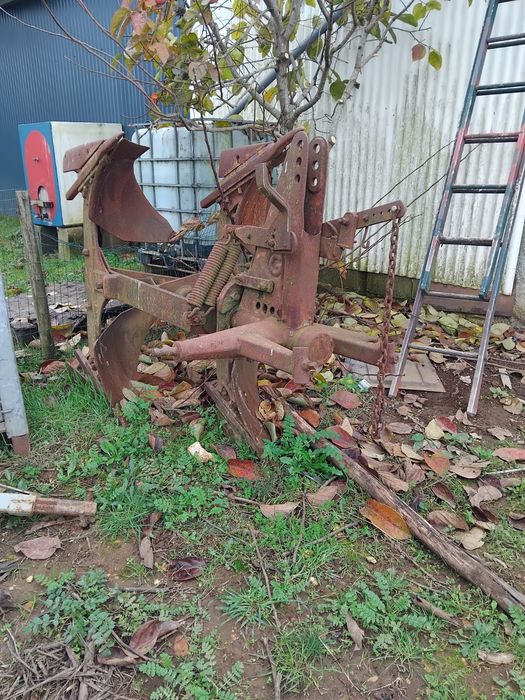 Charrua de 14 polegadas