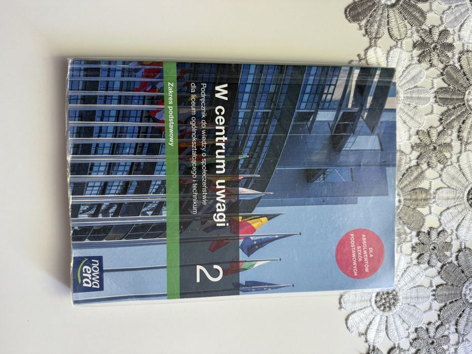 Podręcznik w Centrum uwagi 2 Nowa era