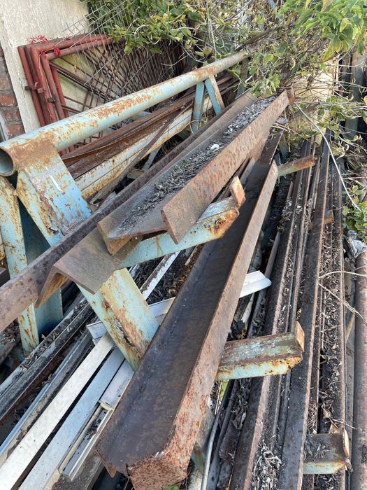 Profile stalowe kątowniki rury