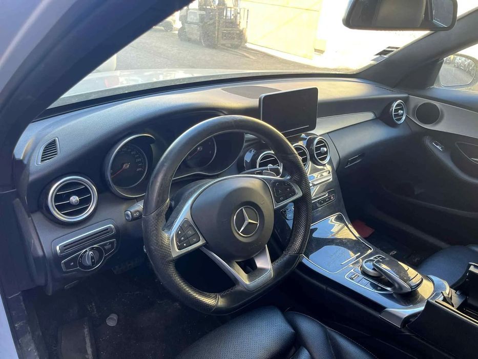 Mercedes Benz C200 d AMG W205 (Para Peças)