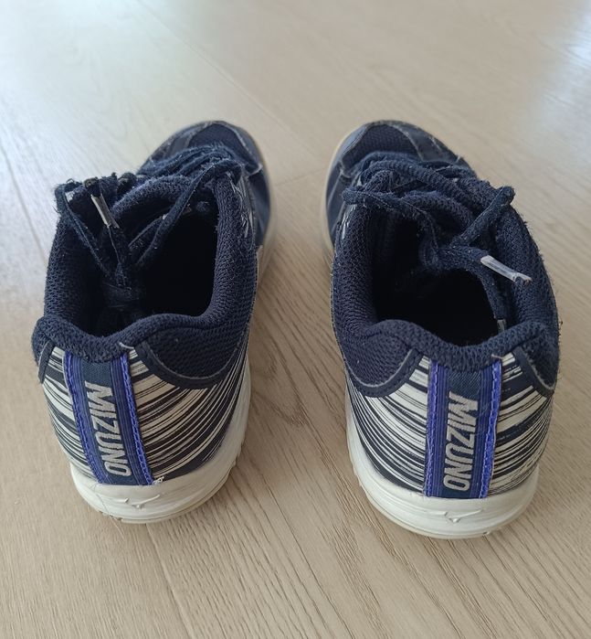Mizuno Stealth Star Junior rozm. 34