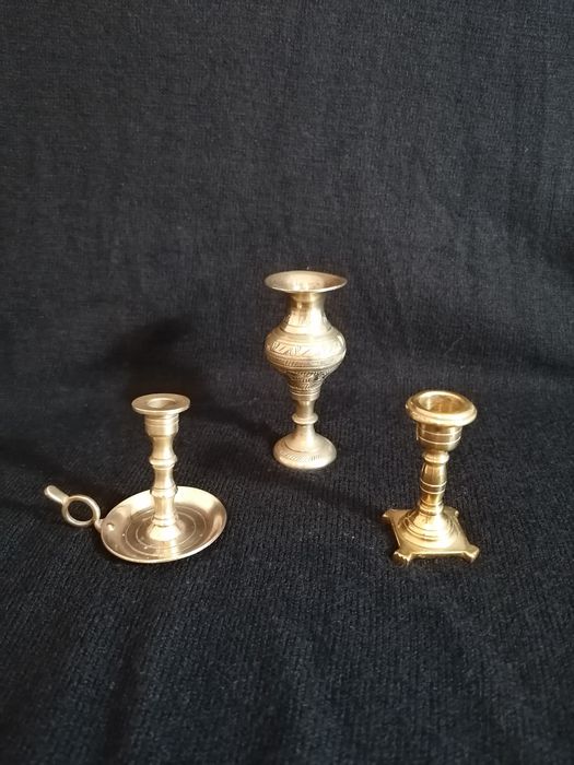 Miniaturas antigas latão