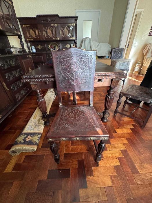 Conjunto de sala completo, estilo holandêsico em mogno