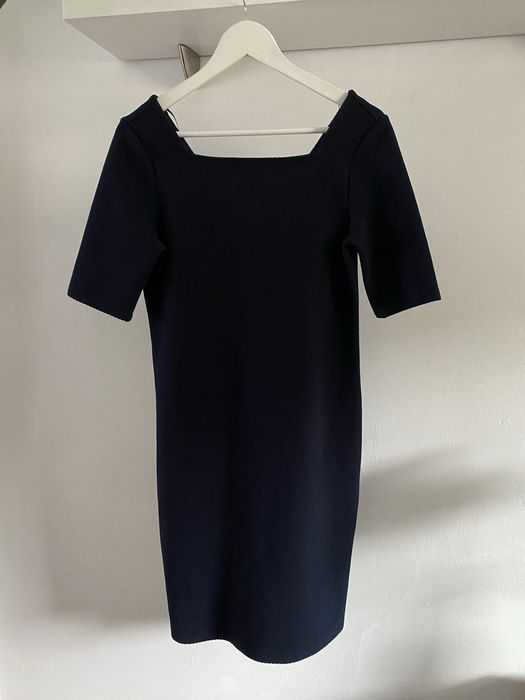 Granatowa sukienka s 36