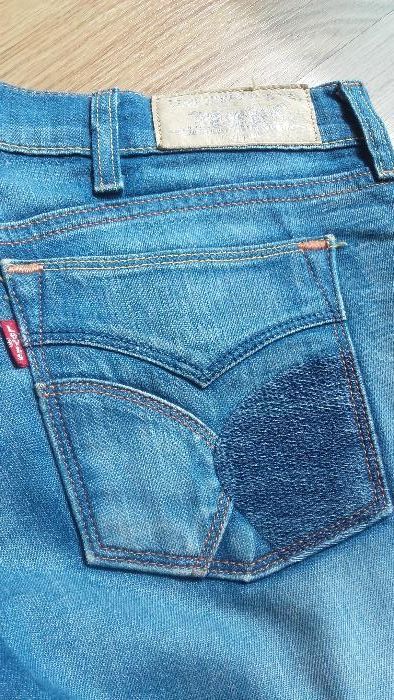 Calças de ganga Levi's modelo 479