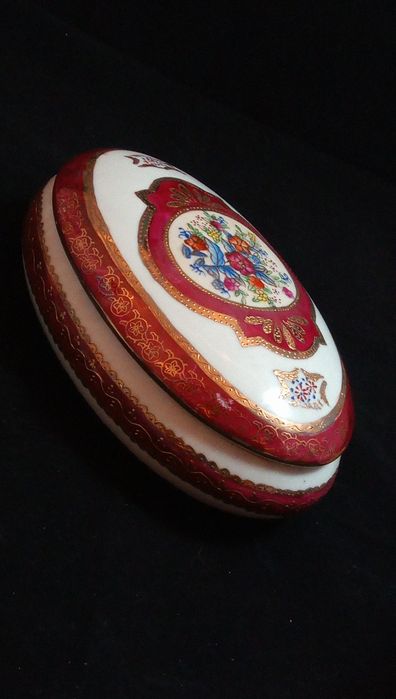 Caixa guarda joias oval da Satsuma made in China