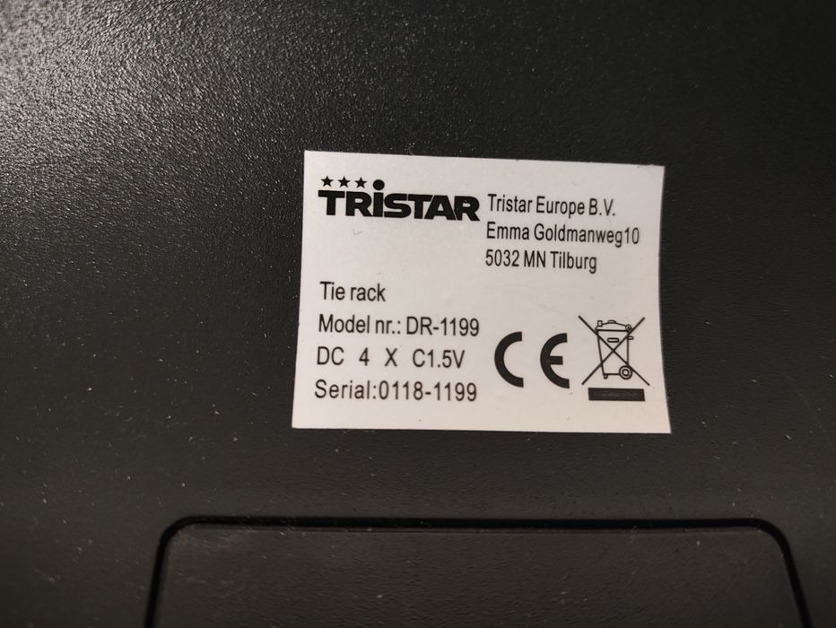 Suporte giratório para gravatas