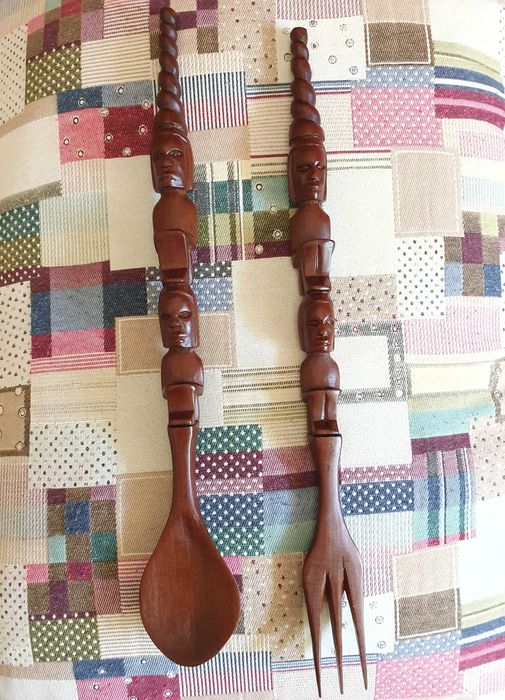 Arte Africana - Colher e Garfo de madeira, 38cm, com cerca de 100 anos