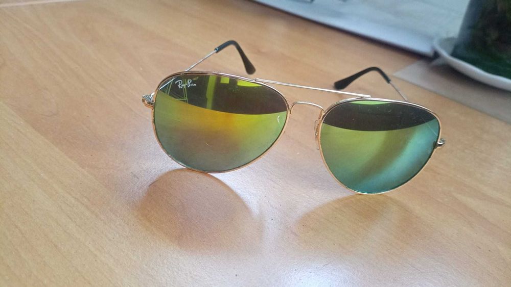 Óculos de sol espelhados RayBan aviador