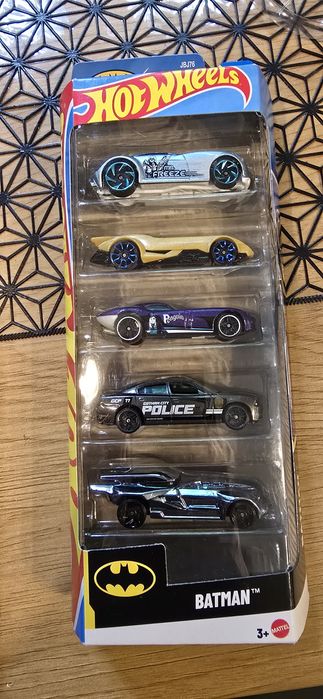 Hot Wheels Batman 5 samochodów.